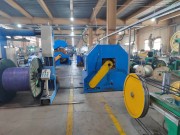 Explore i beneficis da Internet de Cable di Fiber Optic par Cuses e Businesss